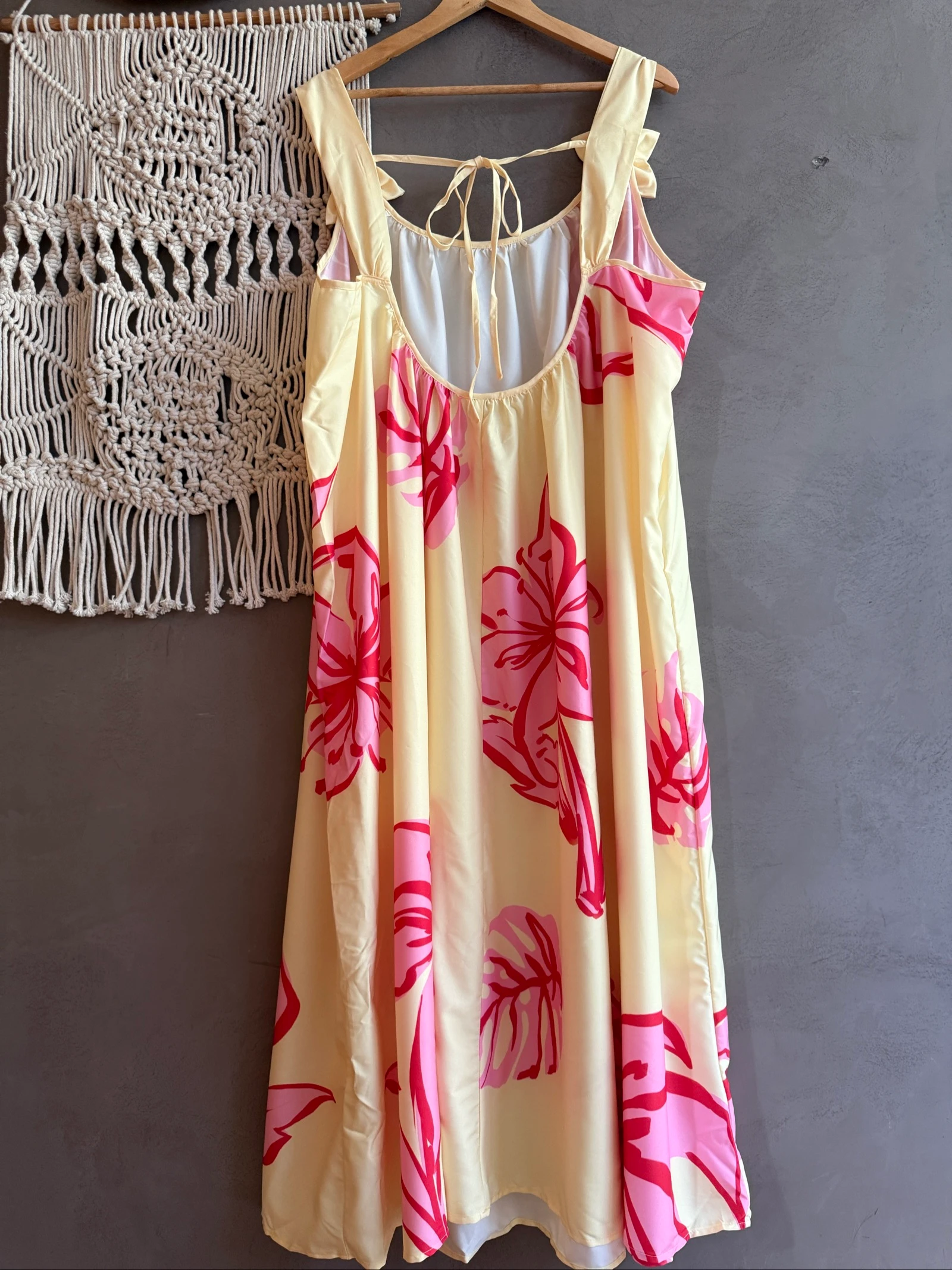 Robe taille 50 d’été exotique grosses fleurs  – photo 7